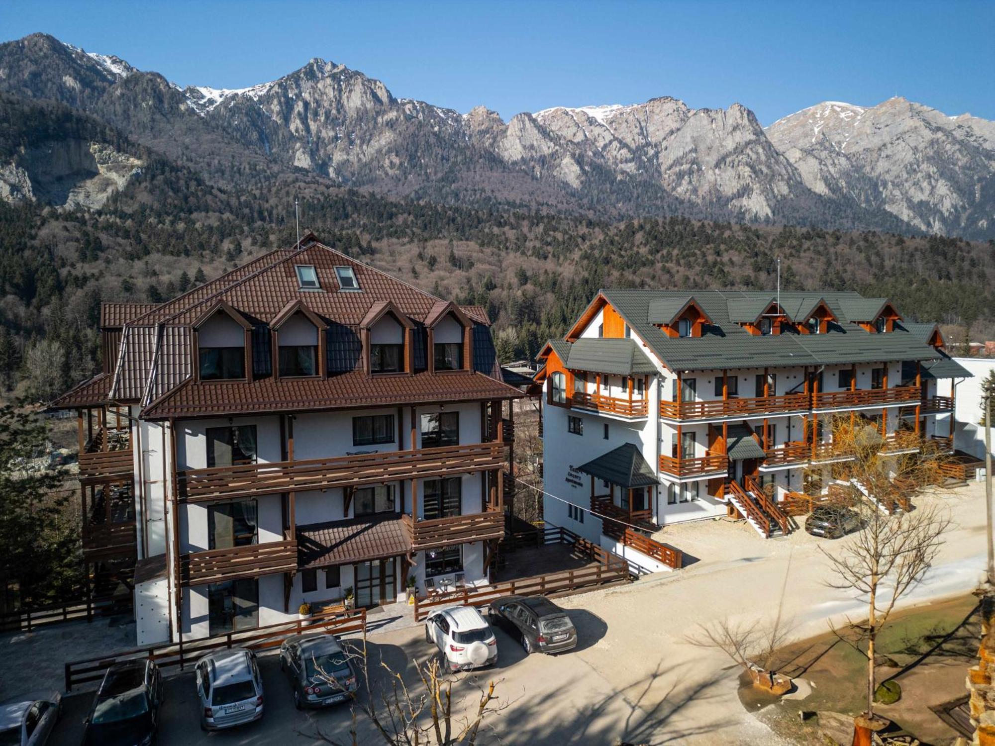 Yael Luxury Apartments 3 Busteni Exterior photo